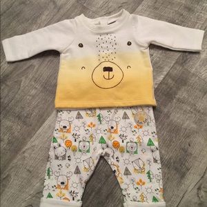 Baby clothes